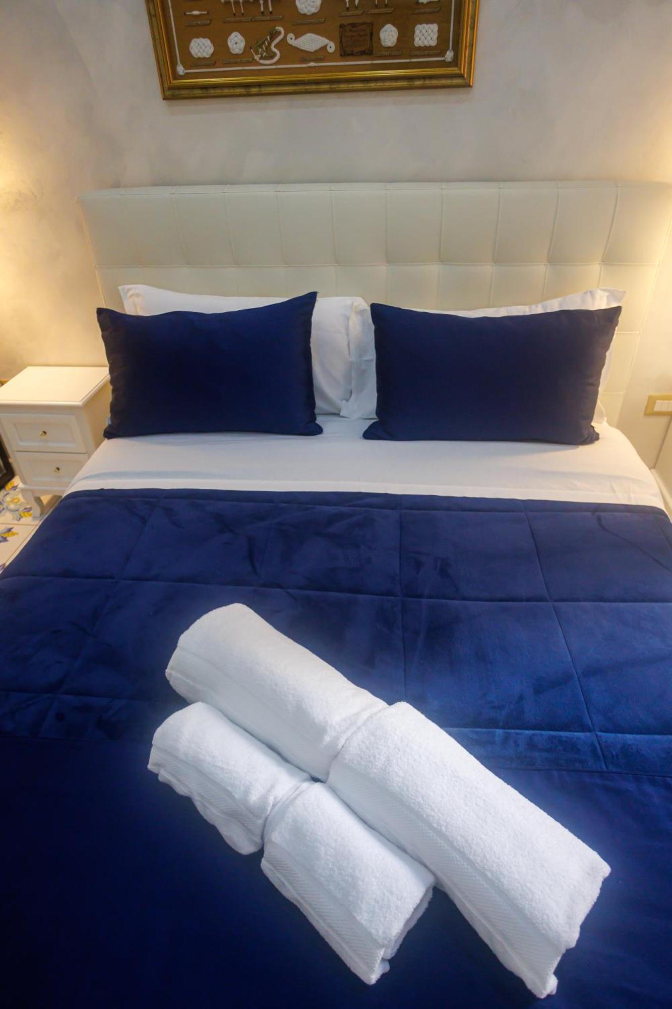 Alma Adry Bed & Breakfast Naples Exterior photo