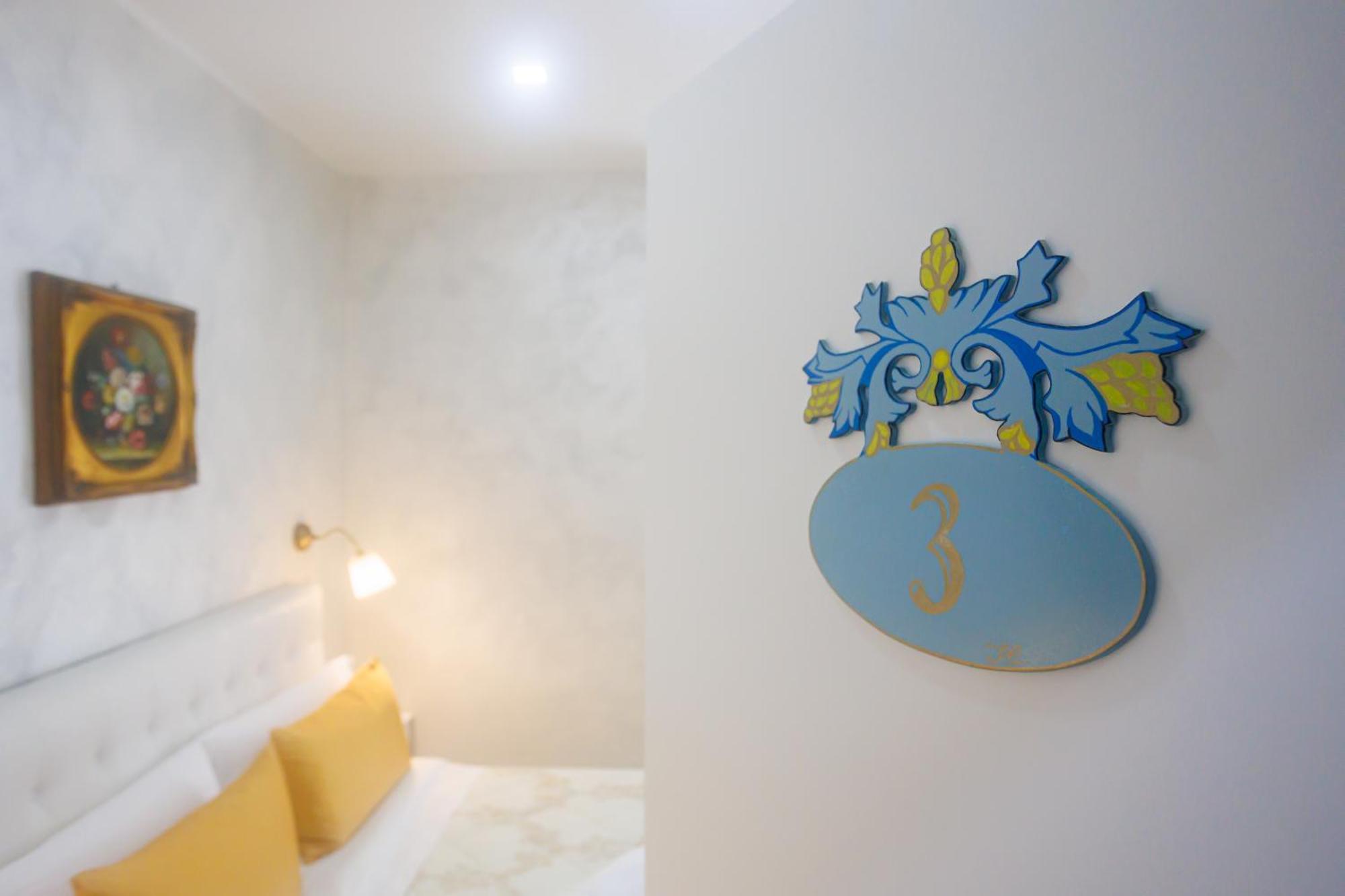 Alma Adry Bed & Breakfast Naples Exterior photo