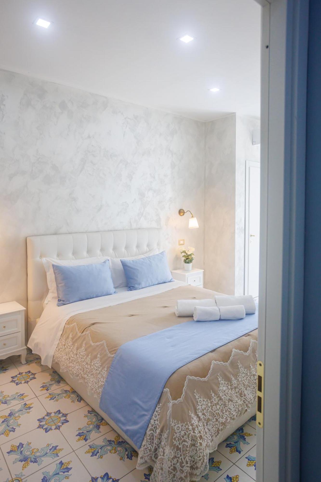 Alma Adry Bed & Breakfast Naples Exterior photo