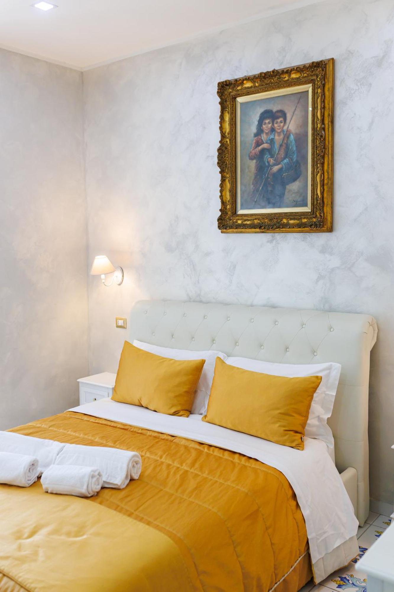 Alma Adry Bed & Breakfast Naples Exterior photo